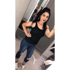 Meet your Posher, Karla